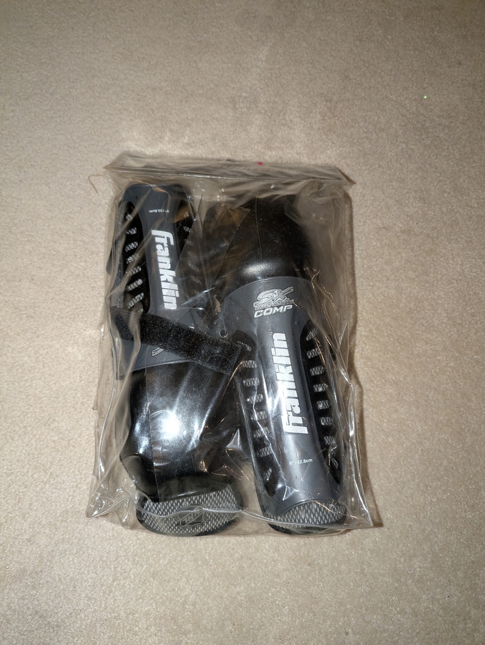 Franklin NHL comp 175 street hockey shin guards junior s/m